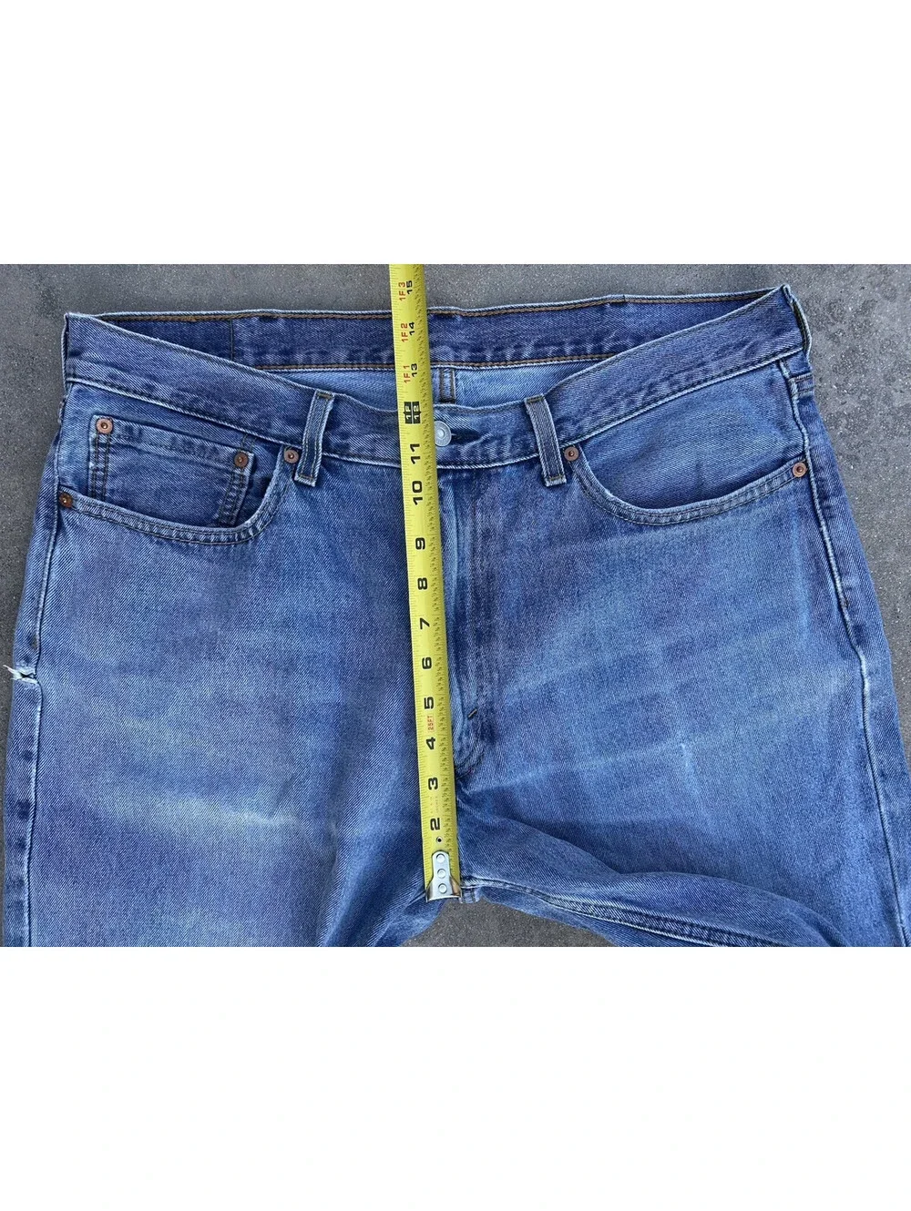 Levis 550 Denim Blue Jens Light Wash Thigh Fade Button Zip Distressed 38Wx36L